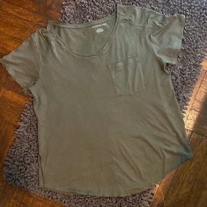 AE Basic Tee